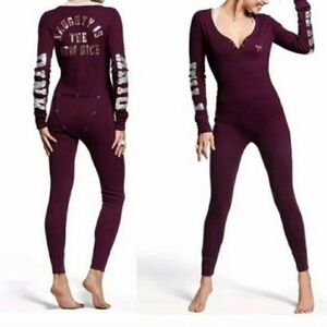 PINK Victoria’s Secret Christmas Naughty Is The New Nice Gold Sequin Pajama S